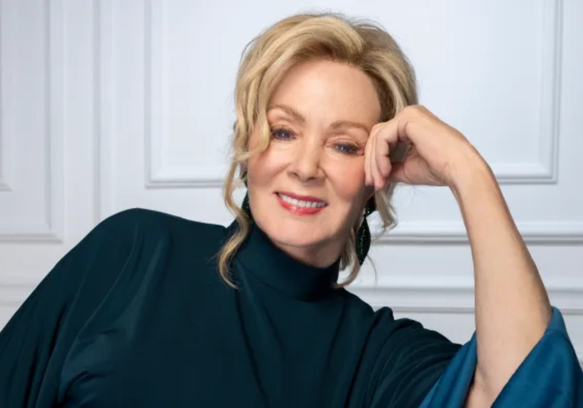 Jean Smart: Alpha Delta Pi | mazi + zo sorority jewelry